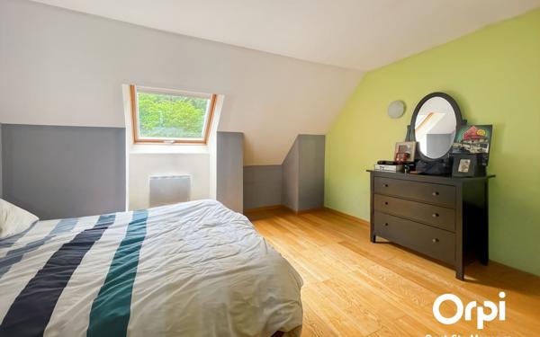 Maison à vendre    6 pièces • 186 m2 Cinqueux