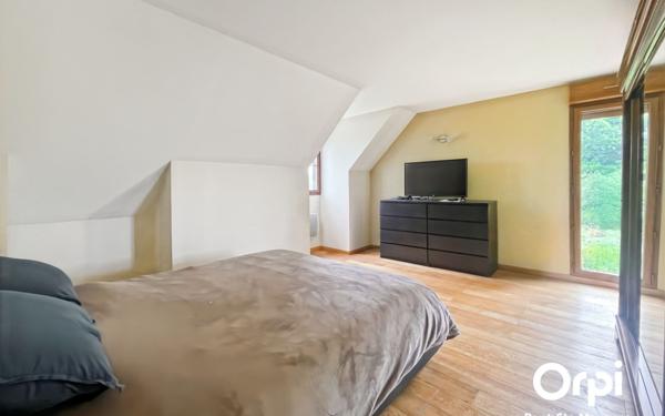 Maison à vendre    6 pièces • 186 m2 Cinqueux