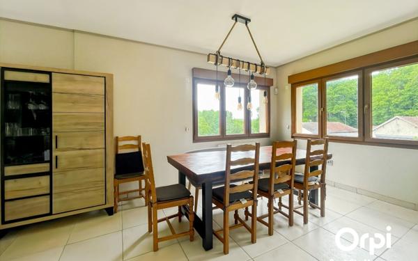 Maison à vendre    6 pièces • 186 m2 Cinqueux