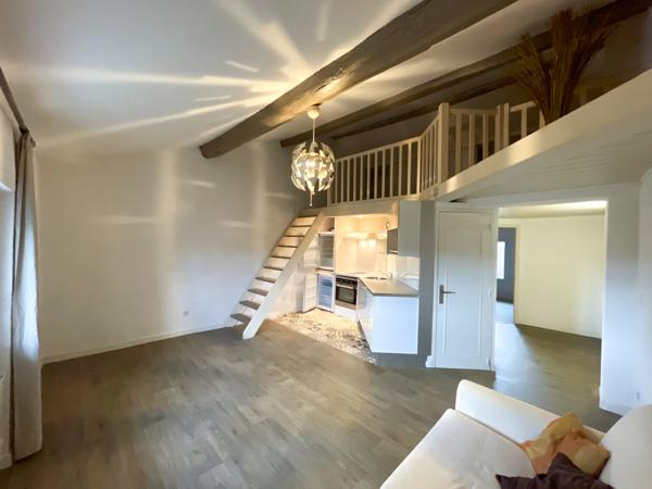 Pertuis (84120) Appartement T2 de 42m2 plus mezzanine de 13m2