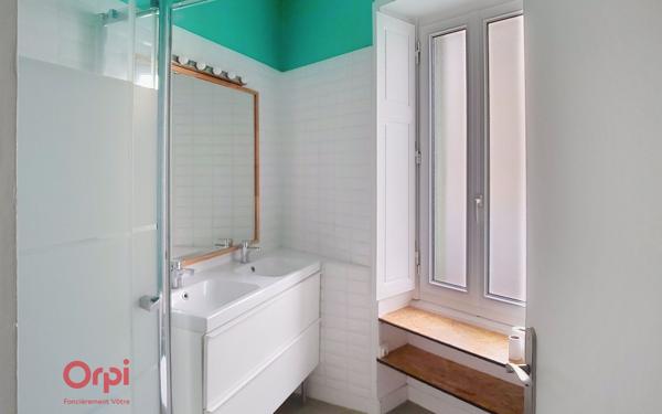 Appartement à louer    3 pièces • 64,99 m2 Nantes