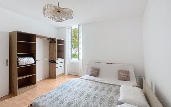 Appartement à louer    2 pièces • 44 m2 Dax