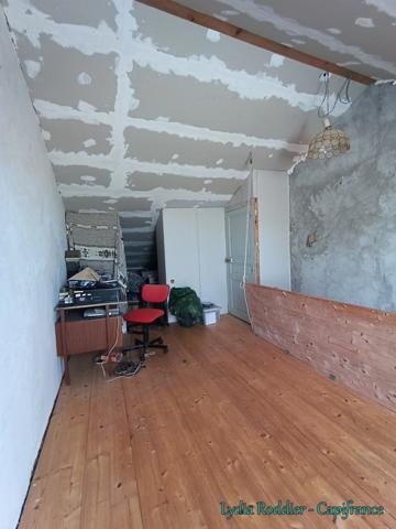 Fermette 10 pièces - grande grange - Rare à SAINT VICTOR MONTVIANEIX (63550) en Auvergne-Rhône Alpes