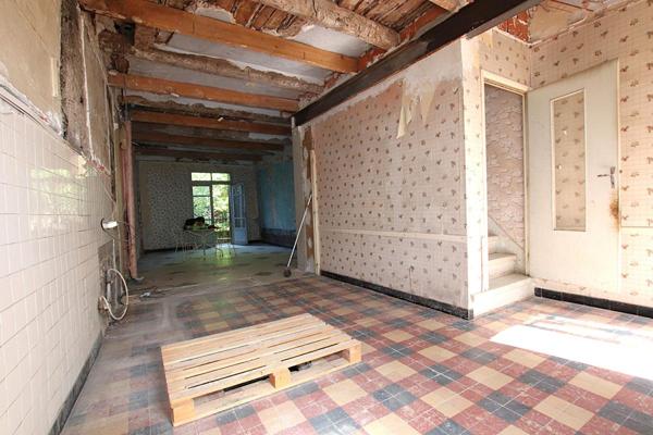 RARE - Demeure de caractère de 300 m² à rénover sur 5 385 m² de terrain