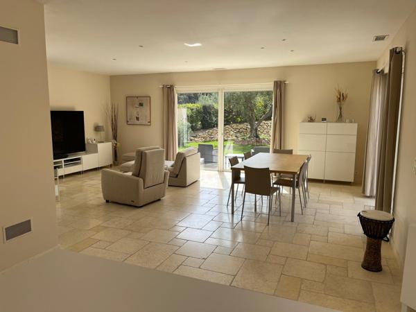 Le Plan-de-la-Tour (83120) Maison en vente en VIAGER OCCUPE avec droit d'usage et d'habitation à LE PLAN DE LA TOUR (83120)