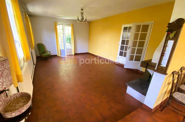 Vente
                Maison180 m² - 8 Pièces -
                    MIGNE AUXANCES (86440)