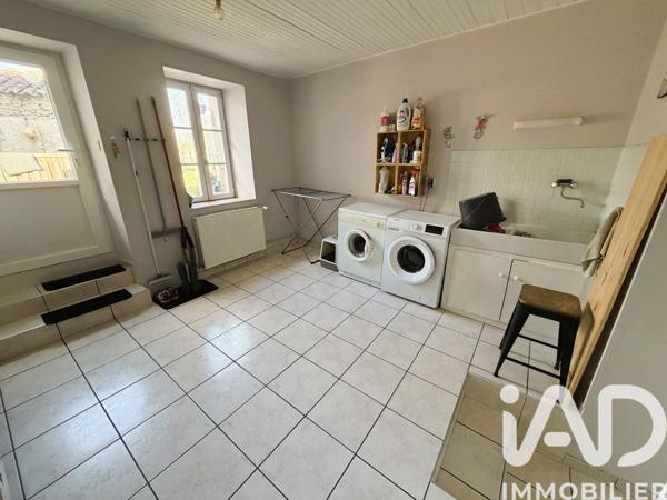 Maison à vendre 5 pièces 107 m² Azay-sur-Thouet
