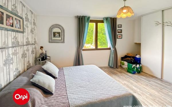 Maison à vendre    8 pièces • 159 m2 Pont-Saint-Pierre