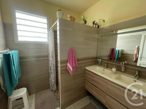 Maison à vendre  4 pièces - 117 m2 STE MARIE - 974