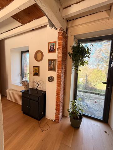 EN EXCLUSIVITE ! Maison en pierre de 115m2 + dépendances sur 4079m2 de terrain 89 990 €