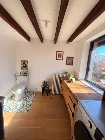 EN EXCLUSIVITE ! Maison en pierre de 115m2 + dépendances sur 4079m2 de terrain 89 990 €