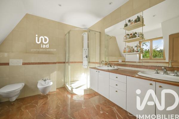 Maison à vendre 6 pièces 192 m² Rueil-Malmaison