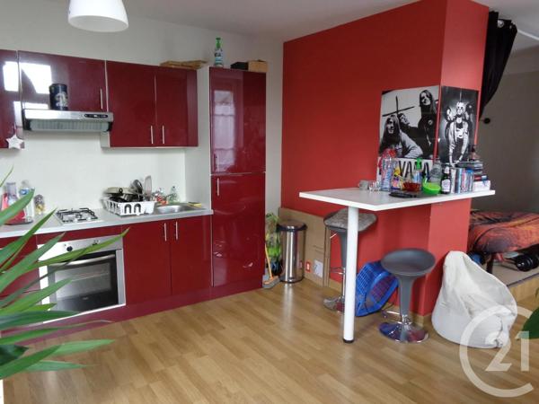 Appartement T1 à vendre  2 pièces - 48,92 m 2   FOUGERES  - 35