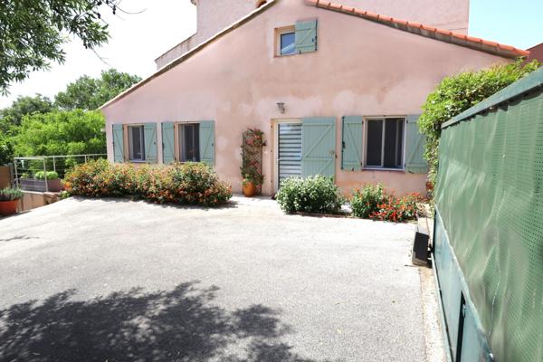 Vente Maison82 m² - 3 Pièces - ROQUEBRUNE SUR ARGENS (83520)