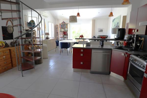 Vente Maison82 m² - 3 Pièces - ROQUEBRUNE SUR ARGENS (83520)