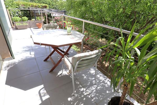 Vente Maison82 m² - 3 Pièces - ROQUEBRUNE SUR ARGENS (83520)