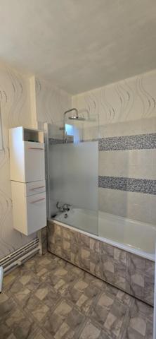 Maison à vendre 5 pièces CONDAT SUR VIENNE (87)