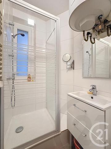 Appartement F2 à vendre  2 pièces - 30,10 m2 PARIS - 75018