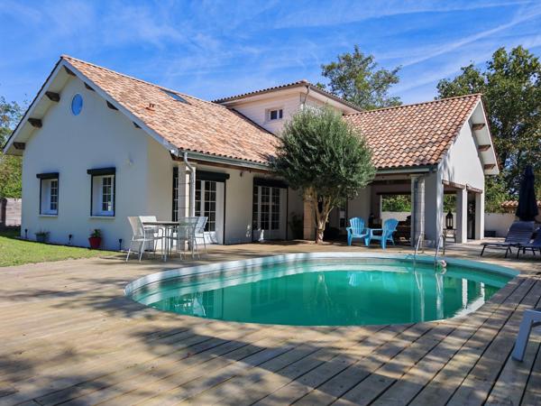 Villa 5 pièces de 167 M2