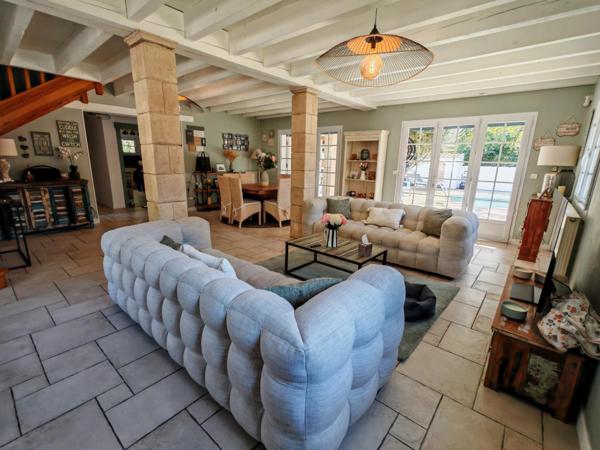 Villa 5 pièces de 167 M2