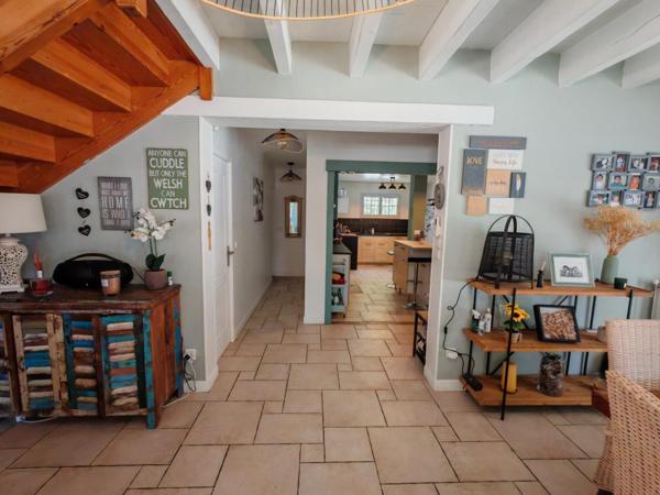 Villa 5 pièces de 167 M2