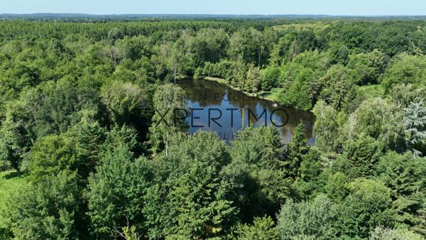 Lombron (72450) TERRAIN DE LOISIR avec EAU ET ELECTRICITÉ DISPONIBLE