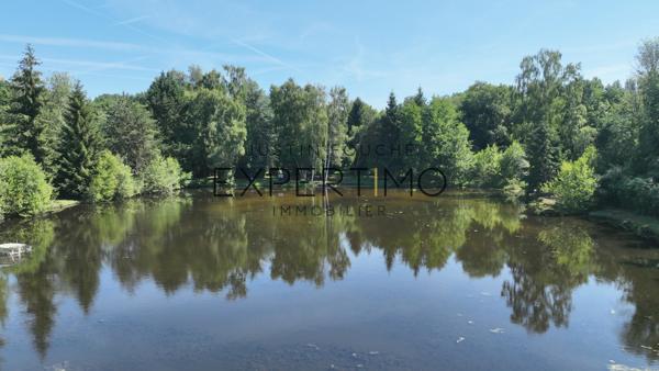 Lombron (72450) TERRAIN DE LOISIR avec EAU ET ELECTRICITÉ DISPONIBLE