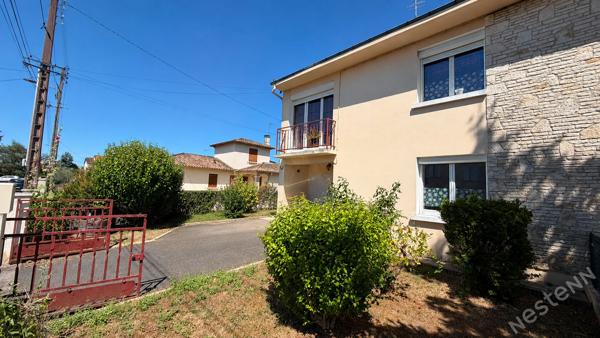 Exclusivité Nestenn ? A vendre - Maison de ville avec jardin, garage et terrasse à deux pas du centre-ville