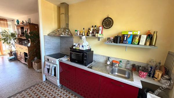 Exclusivité Nestenn ? A vendre - Maison de ville avec jardin, garage et terrasse à deux pas du centre-ville