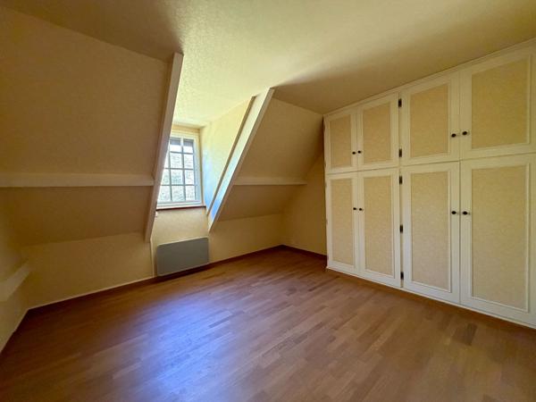 Belle propriété de 196m2 au coeur de la forêt