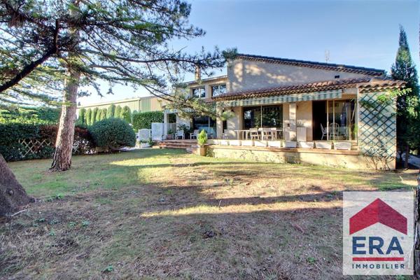 Maison Pierrelatte 7 pièce(s) 245 m2