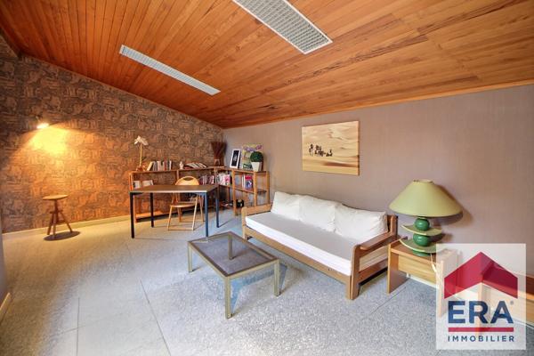 Maison Pierrelatte 7 pièce(s) 245 m2