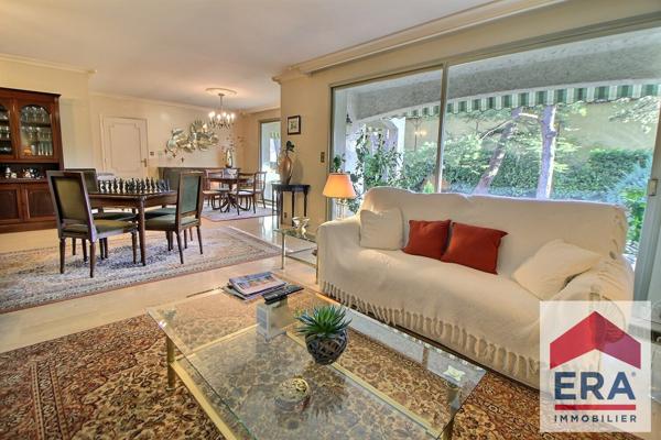 Maison Pierrelatte 7 pièce(s) 245 m2