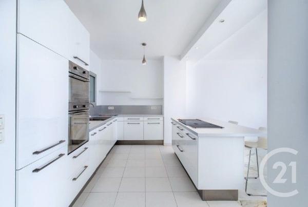 Appartement F4 à vendre  4 pièces - 165 m2 VILLEFRANCHE SUR MER - 06