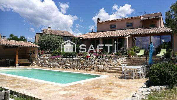 Villa familiale avec piscine, terrasses et excellente performance énergétique