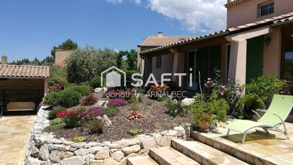 Villa familiale avec piscine, terrasses et excellente performance énergétique