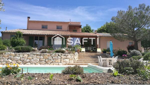 Villa familiale avec piscine, terrasses et excellente performance énergétique