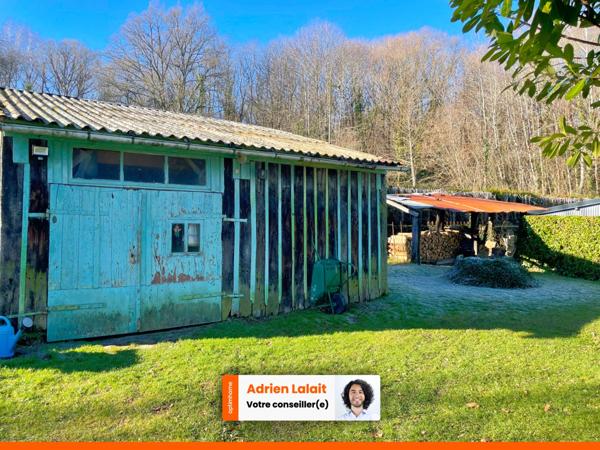 Maison 3 chambres, 1 bureau, grand jardin, très bon état