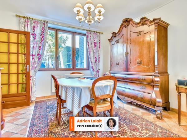 Maison 3 chambres, 1 bureau, grand jardin, très bon état