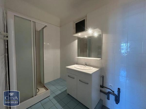 Appartement à louer 2 pièces 67.82m² Grenoble (38000)