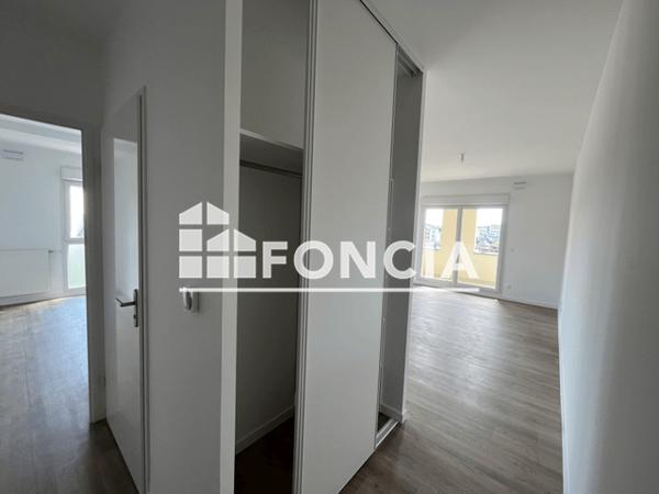 Location Appartement 3 pièces 63.11 m² - Laval 53000