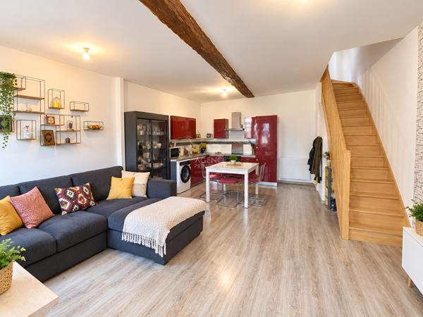 Maison Verneuil Sur Seine 4 pièce(s) 75 m2 255 000 € **  - Référence  1835