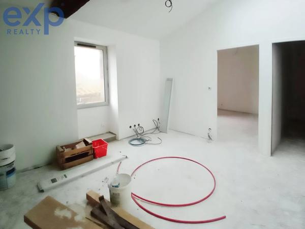 33430-BAZAS- IMMEUBLE DE RAPPORT – 6 LOGEMENTS–COEUR DE VILLE