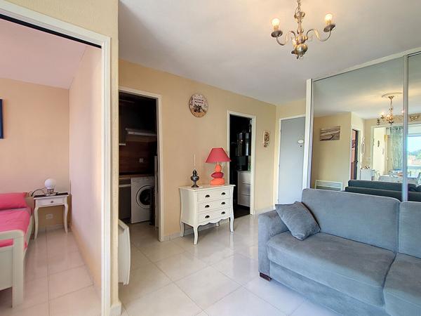 saint aygulf appartement deux pieces centre ville Garage