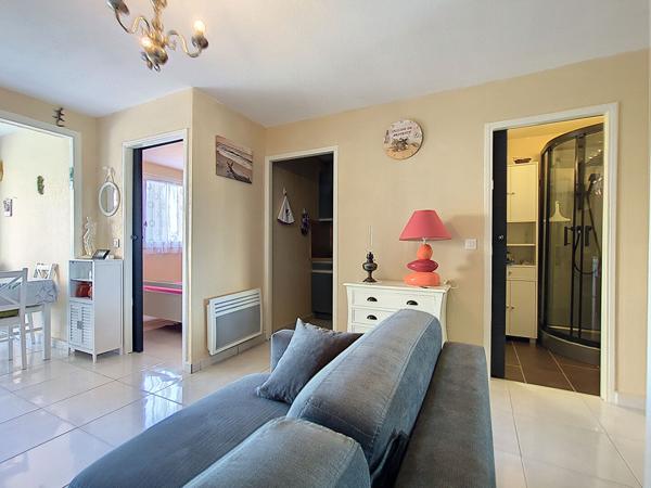 saint aygulf appartement deux pieces centre ville Garage