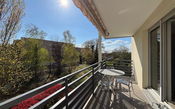 Appartement à vendre    3 pièces •  Saint-Priest