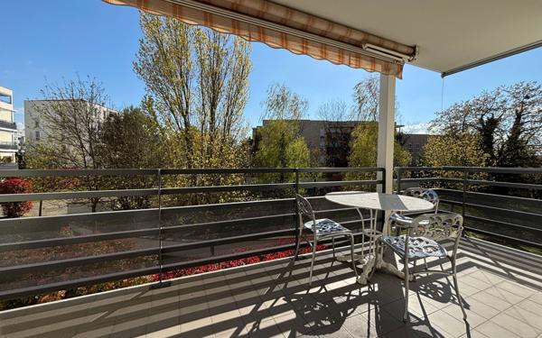 Appartement à vendre    3 pièces •  Saint-Priest