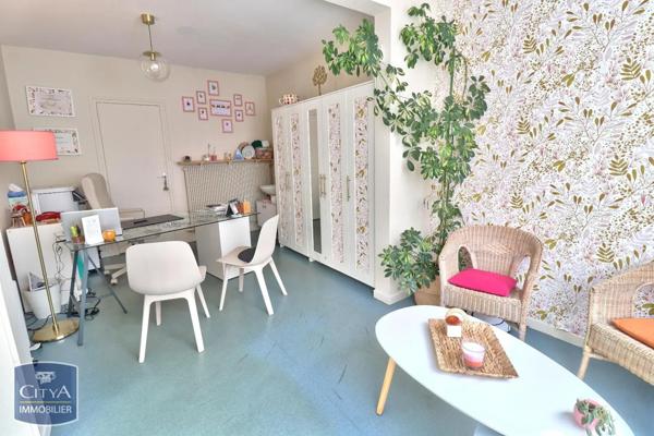 Vente local professionnel 65.78m²