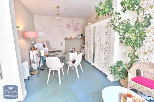 Vente local professionnel 65.78m²