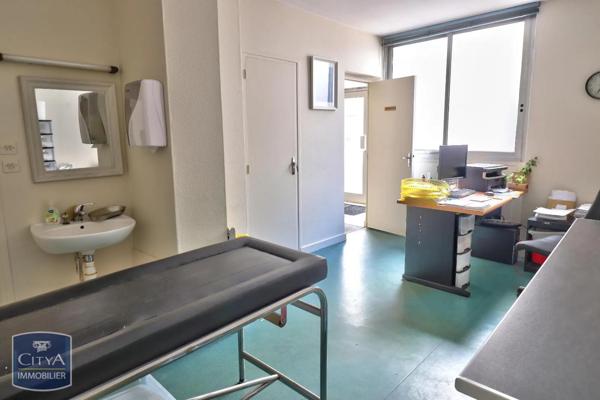 Vente local professionnel 65.78m²